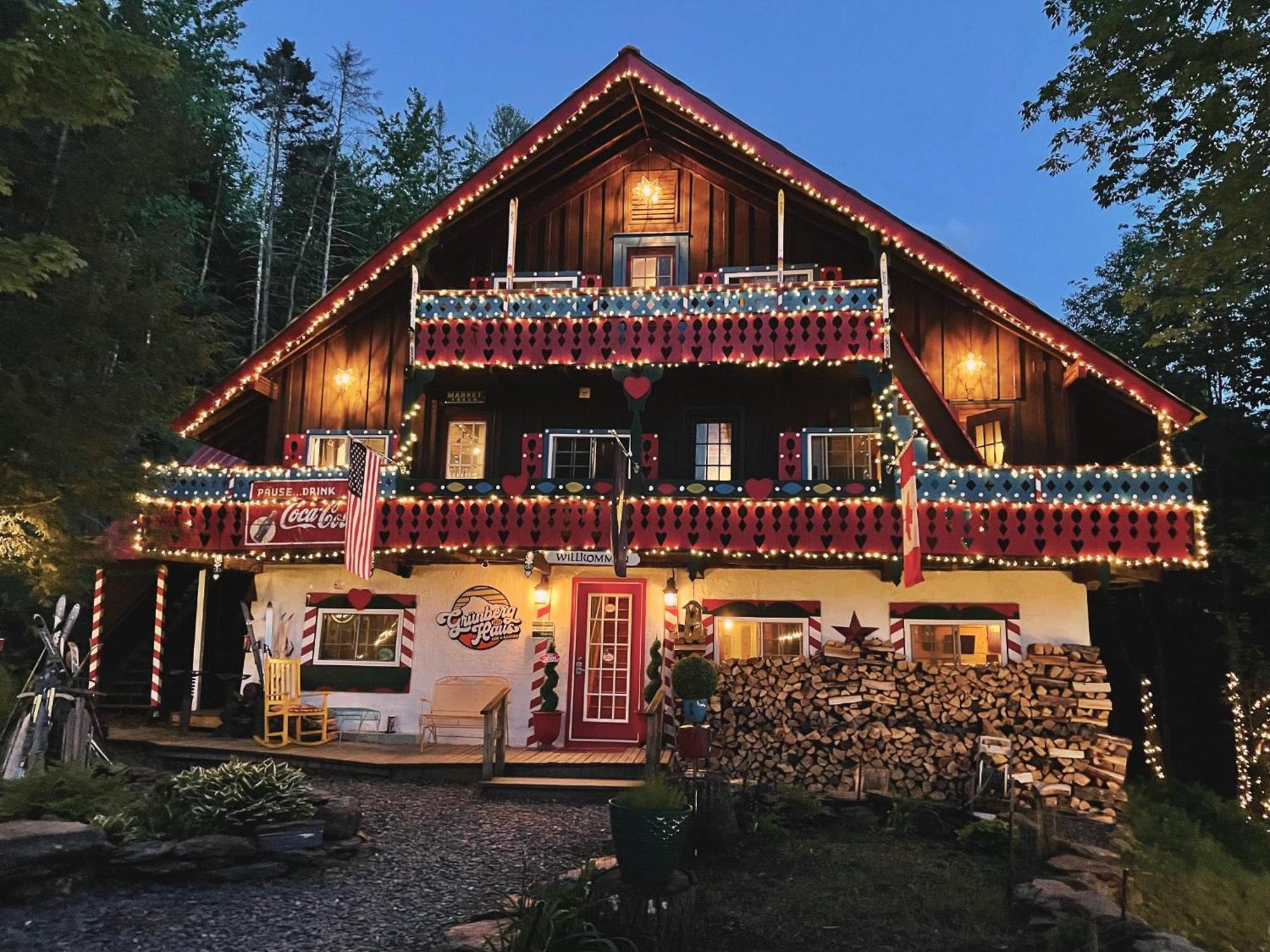 Grunberg Haus Inn & Cabins Уотърбъри Екстериор снимка