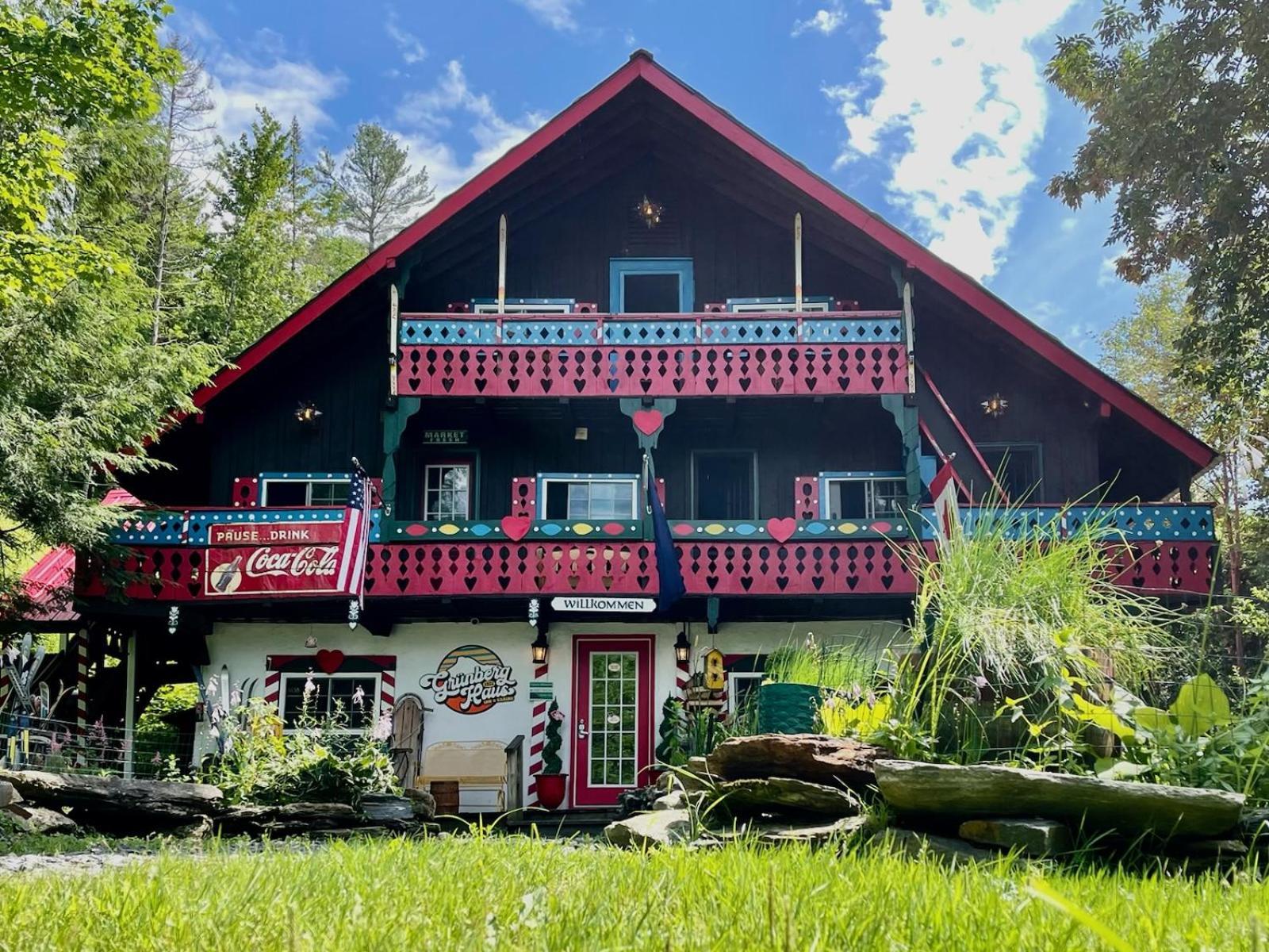 Grunberg Haus Inn & Cabins Уотърбъри Екстериор снимка