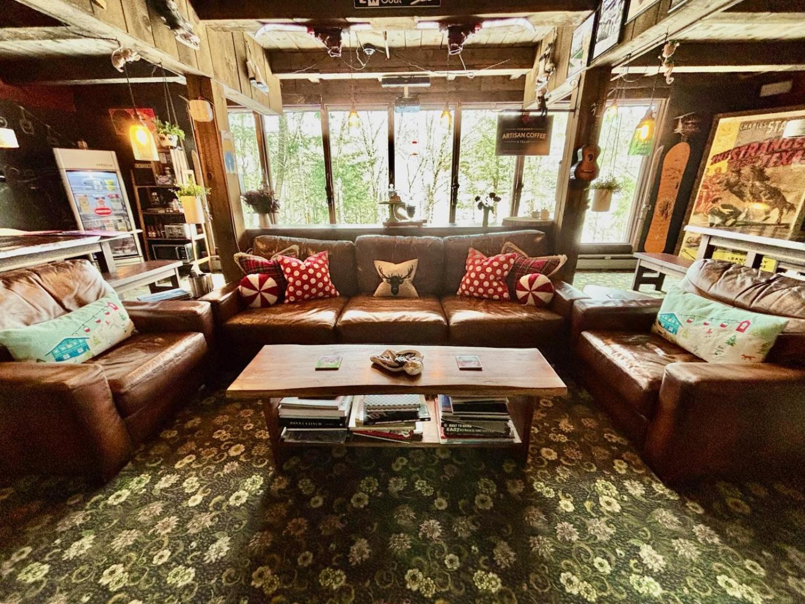 Grunberg Haus Inn & Cabins Уотърбъри Екстериор снимка