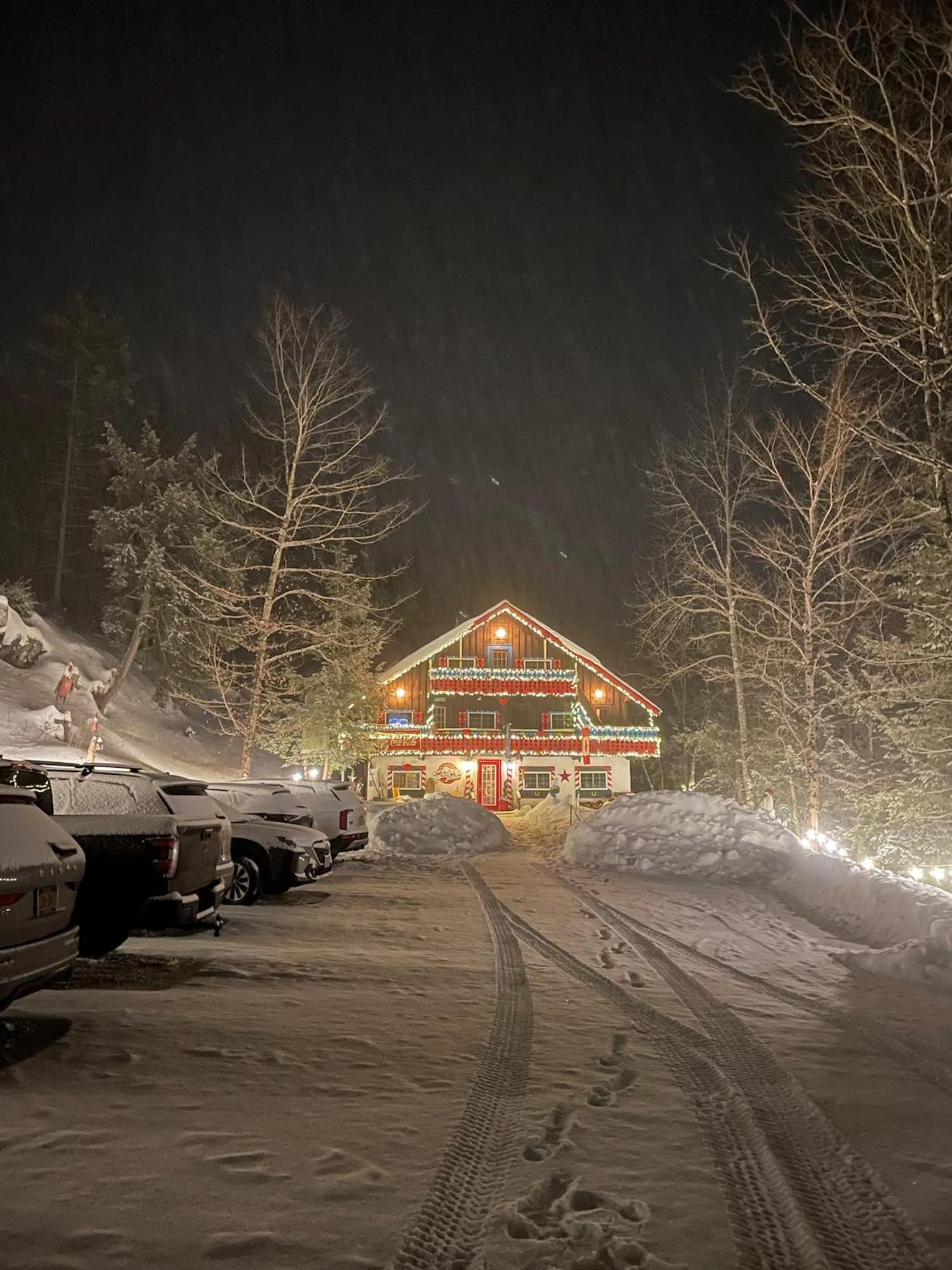 Grunberg Haus Inn & Cabins Уотърбъри Екстериор снимка